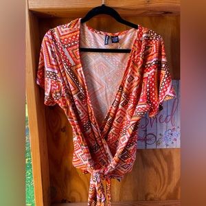 Kristin‎ Nicole wrap top size 2X